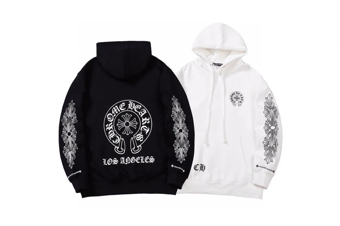 M18—P210 -Chrome Hearts/Chrome Hearts printed sweatshirt cardigan jacket -420 grams of high-density, high-quality wool, soft, delicate and skin-friendly, soft and silky to the touch, warm and skin-friendly -The hardware zipper accessories are all customized and full of details -Colour: black white -Size: S M L XL
